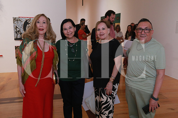 Yolanda De la Garza, Cristina Flores, Elena Martínez y Armando González