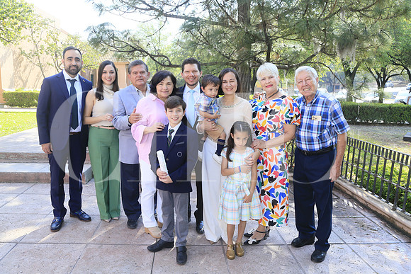 Jesús Almaguer, Priscila Garza, Roberto Limón, Emma Villarreal, Eduaro Limón, Enrique Limón Mauricio Limón, Lorena Garza Lorena Limón Paty Fernández y Gerardo Garza