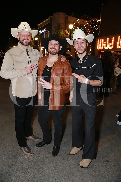 Joe Demikeli, Daniel Dayz e Iván Rodríguez (3)