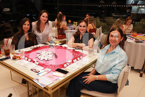 Graciela Tiburcio, Cris rodríguez, Isabel Cameron y Liliana Saldívar 2