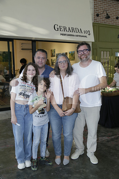 Angel Marz, Laura Cantú, Leo Marz,, Tavis Martínez y Radek Martínez