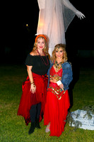 Dany Benavides de Flores y Maru Reyes de Cortés