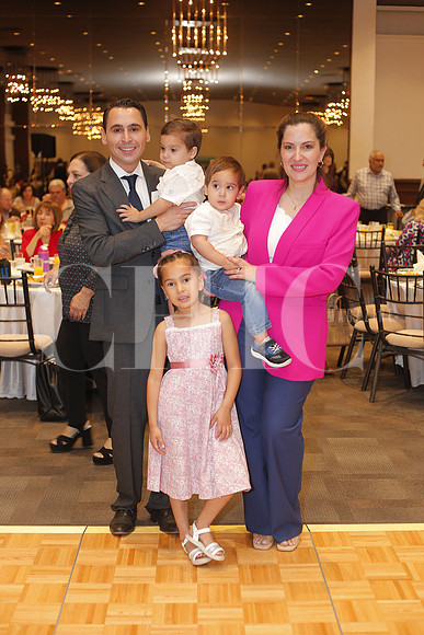 Jesús Susarrey, Lorena Canales, Emilio Susarrey, Eugenio Susarrey y Raquel Susarrey 4