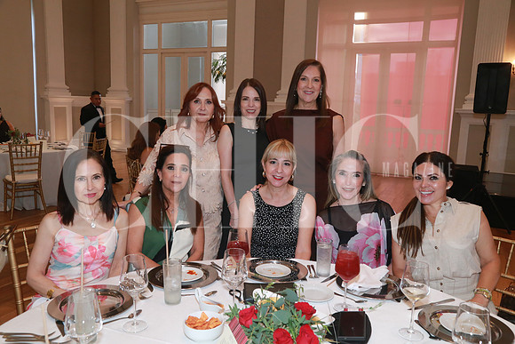 Marcelas Santos, Alejandra Villarreal, Graciela Tamez, Claudia Sada, Nancy Vela, Bertha Aldape Mary Carmen Aguirre y Ana Delgado