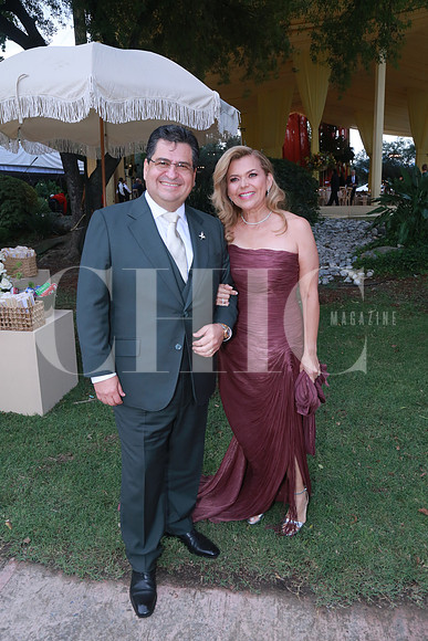 (papás del novio) Jesús Mario Sepulveda y Deyra de la Paz (2)