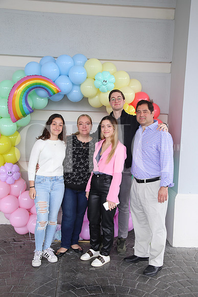 Ana Lucia Baltazar, Ester Cantú, Ester Baltazar, Adrián Baltazar y Adrián Baltazar