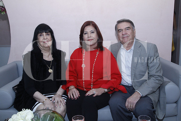 María del Pilar García de Pérez, Orieta de García y Roberto García