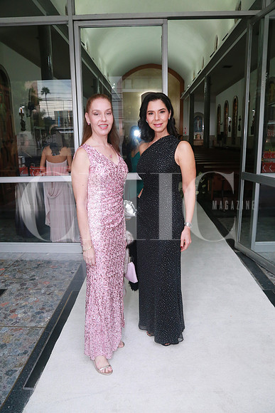 Consuleo González de Bustindi y Samantha Matey de González (2)