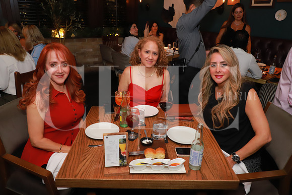 Diana Reyna, Susan Garza y Cecilia Reyna 2