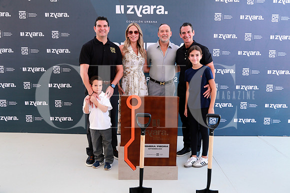 Adrián Marcos, Adrián Marcos, Daniela Garza, Rodríigo Fernández, Gustavo Marcos y Sofi Marcos (3)