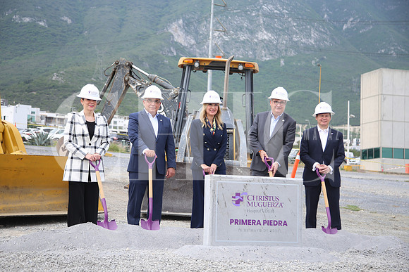 Lily García, Horacio Garza, Alma Rosa Marroquin, Alvaro Fernández y Mauricio Zambrano