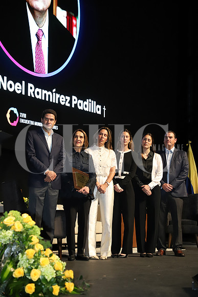 David Noel Ramírez, Magdalena Margáin de Ramírez Maca Ramírez de Páez, María Páez, Lucia Páez y Pablo Páez 11