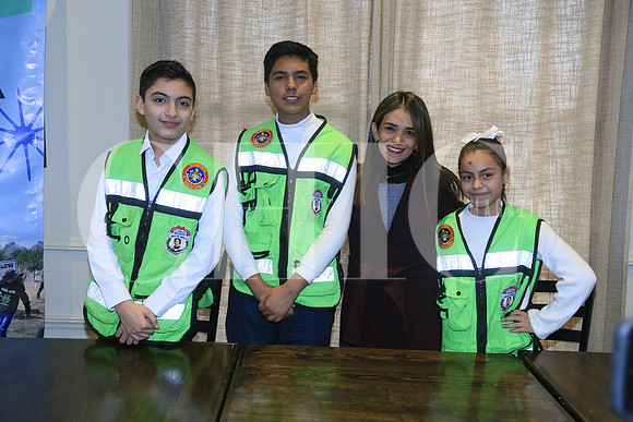 Hector Tadeo Flores, Israel Eduardo Palacios María Fernanda Gómez y Janney Campos (6)