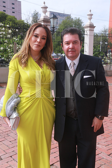 Susana Gorena de Flores y Daniel Flores