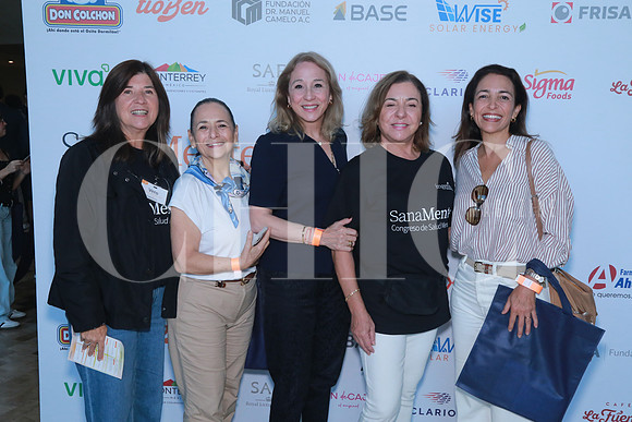 Verónica Martínez, Gabriela Villaseñor, Elisa Sada, Cristina Canavati y Marcela Villaseñor