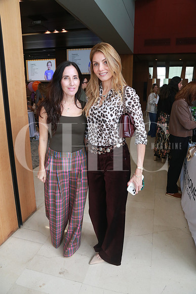 Mariel Ayala de Porter y Melissa González de Ayala (2)