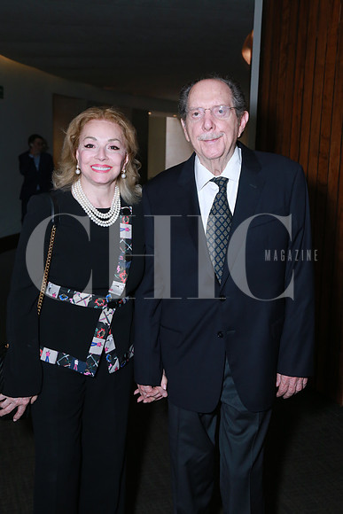 Adriana Garza de Santos y Fernando Santos