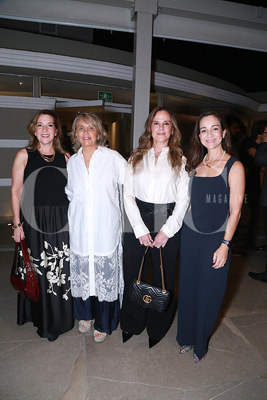 Cecilia Bautón de Melo, Rebeca Garza, Celina Garza y Valeria Guerra (2)