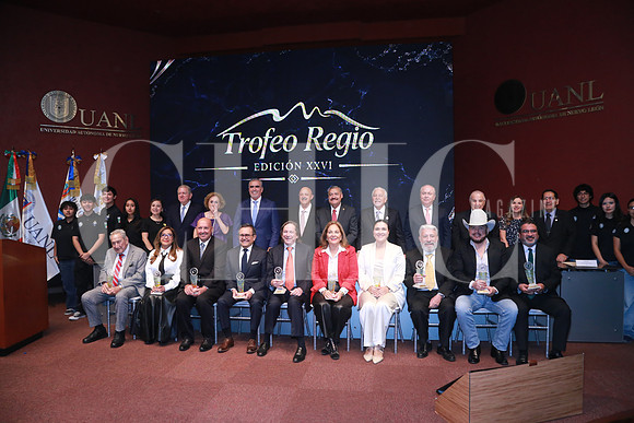 Directiva y ganadores del Trofeo Regio edición XXVI (5)