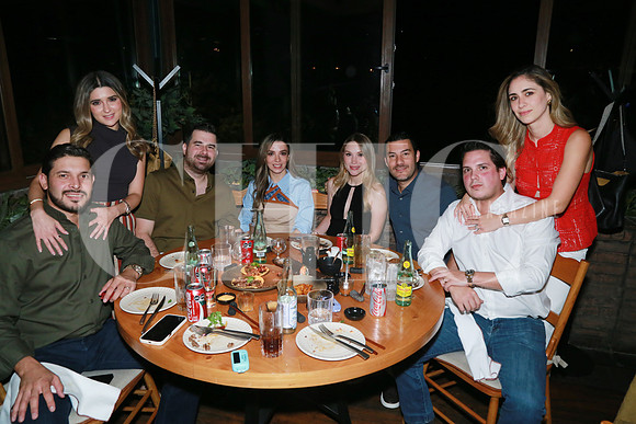 (Rest. Animal) Adnrés Treviño Aracely González, Fernando Flores, Iris Cazares, Ana Cortés, Daniel maldonado javier Flores y Jenifer Navarro (2)