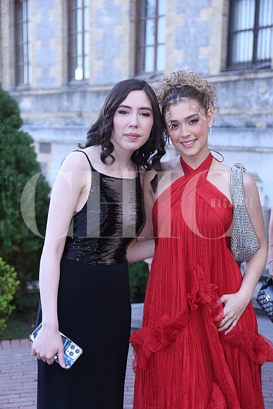 Ana Paty Alvarado y Pamela Ruiz