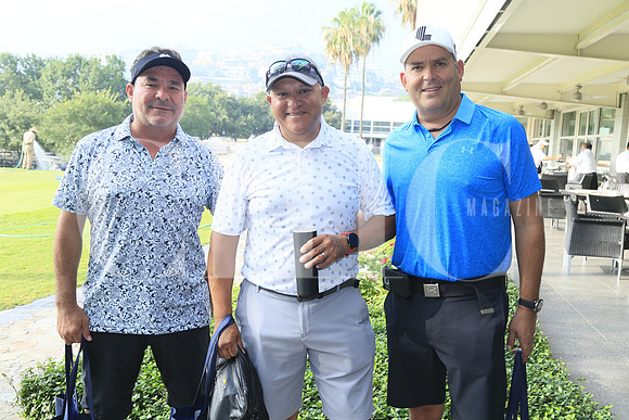 Oscar González, Adrián González y Alejandro Cavazos