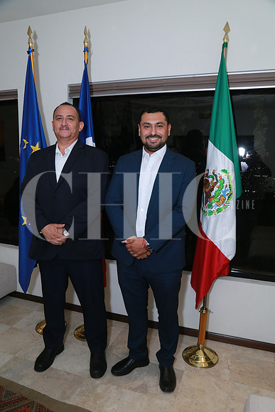 Roberto Bocanegra y Víctor Ibarra