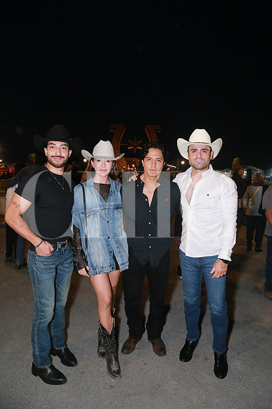 Miguel Sierra, Isabella Arechiga, Ricardo Pérez y Alfonso Galindo (2)