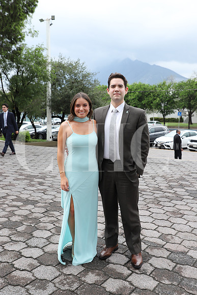 Eugenia Martínez y Adrián Cantú1