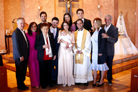 Familia con el Padre Noel Lozano