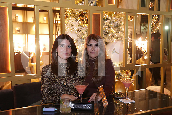 Ana Charur y Vanessa García 1