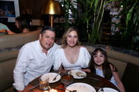 Javier Esparza, Cecila Saucedo y Ximena Esparza