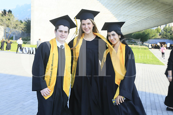 Calos Bernat, Regina Leal y Anisha Hamidani (3)