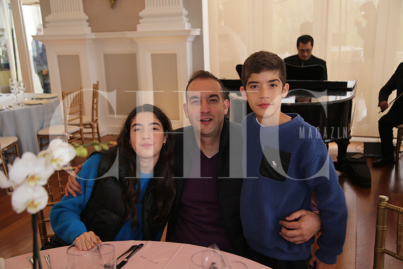 Valentina Flores, Francisco Flores y Santiago Flores
