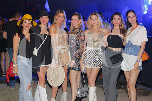 Megan Dalmau, Pau García Moya, Fer Polin, Ale Maltos, Mallory Caballero, Melissa Morales y Cecilia Rodríguez 5