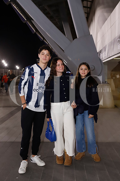 Evaristo Gonzalez, Catalina Najera y Luly Najera