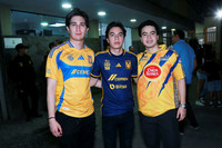 Adnrés Sánchez, Rodrigo Flores y Emilio Flores