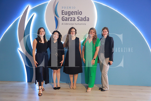 Erika de la Peña, Estefanía Olvera, Carmen Garza, Barbara Correa y Analicia Deandar 8