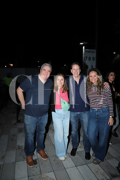 Horacio Bastida, Katia Iracheta, Kevin Bastida y Gabriela González 1