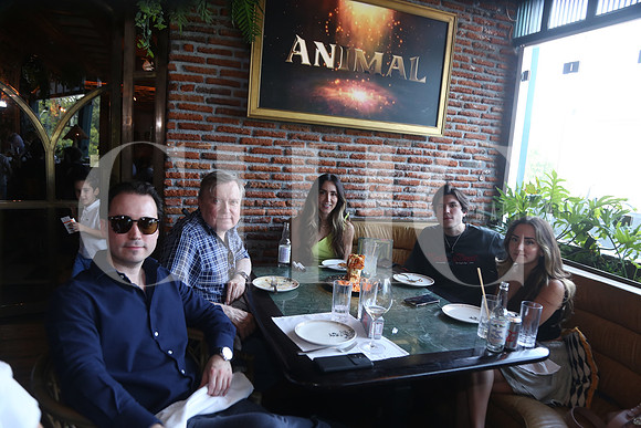 Eduardo Rodríguez, Eduardo Rodríguez, Adriana Chapa, Aleandro Rodríguez y Adriana Rodríguez
