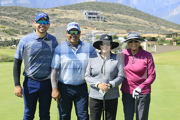 Alan Peña Fernando Ruíz, Carmen Ruíz y Mirthala Ruíz