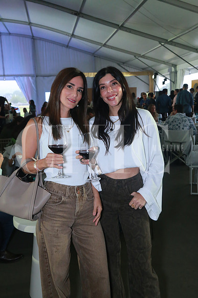 Angela Marroquin y Regina Lozano