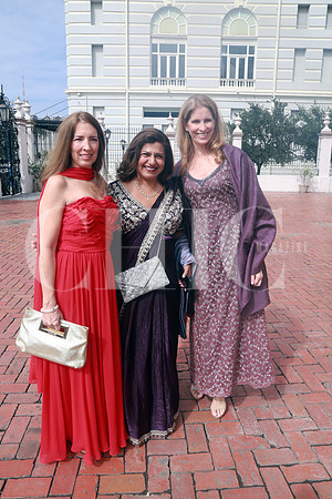 Paula Álvarez, Rhina Jha y Aljandra Álvaarez