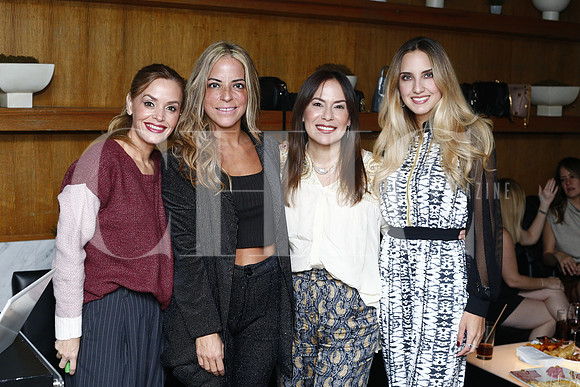 Tere Mondragon, Frida Erghard, Erika Manautou y Eva Pimentel, 2