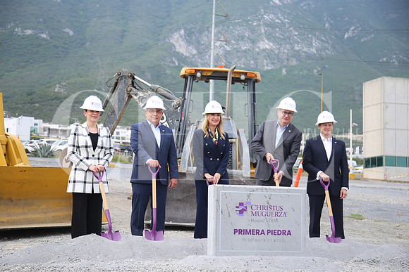 Lily García, Horacio Garza, Alma Rosa Marroquin, Alvaro Fernández y Mauricio Zambrano1