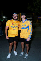 Adrián González y Carlos Valmaña (3)
