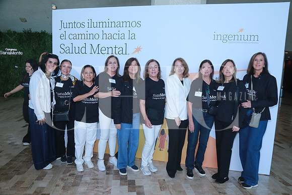 Josefa Guzmán, Isabel Canavati, Macarena de Treviño, Claudia Canavati, Verónica Martínez, Cristina Canavati, Tutuy Escamez, Miriam Sada Carmen Jasso y Gabriela Jaime