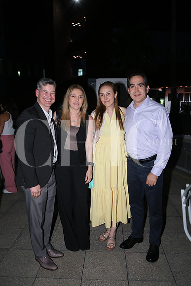 Vicente Villagómez, Verónica Preciado, Cecilia Becerra y Osvlado Ramírez