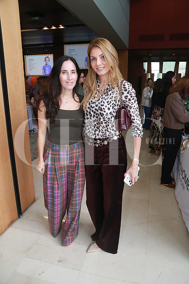 Mariel Ayala de Porter y Melissa González de Ayala (3)