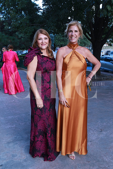 Magda Tamez de Colorado y Mariana Amador (2)